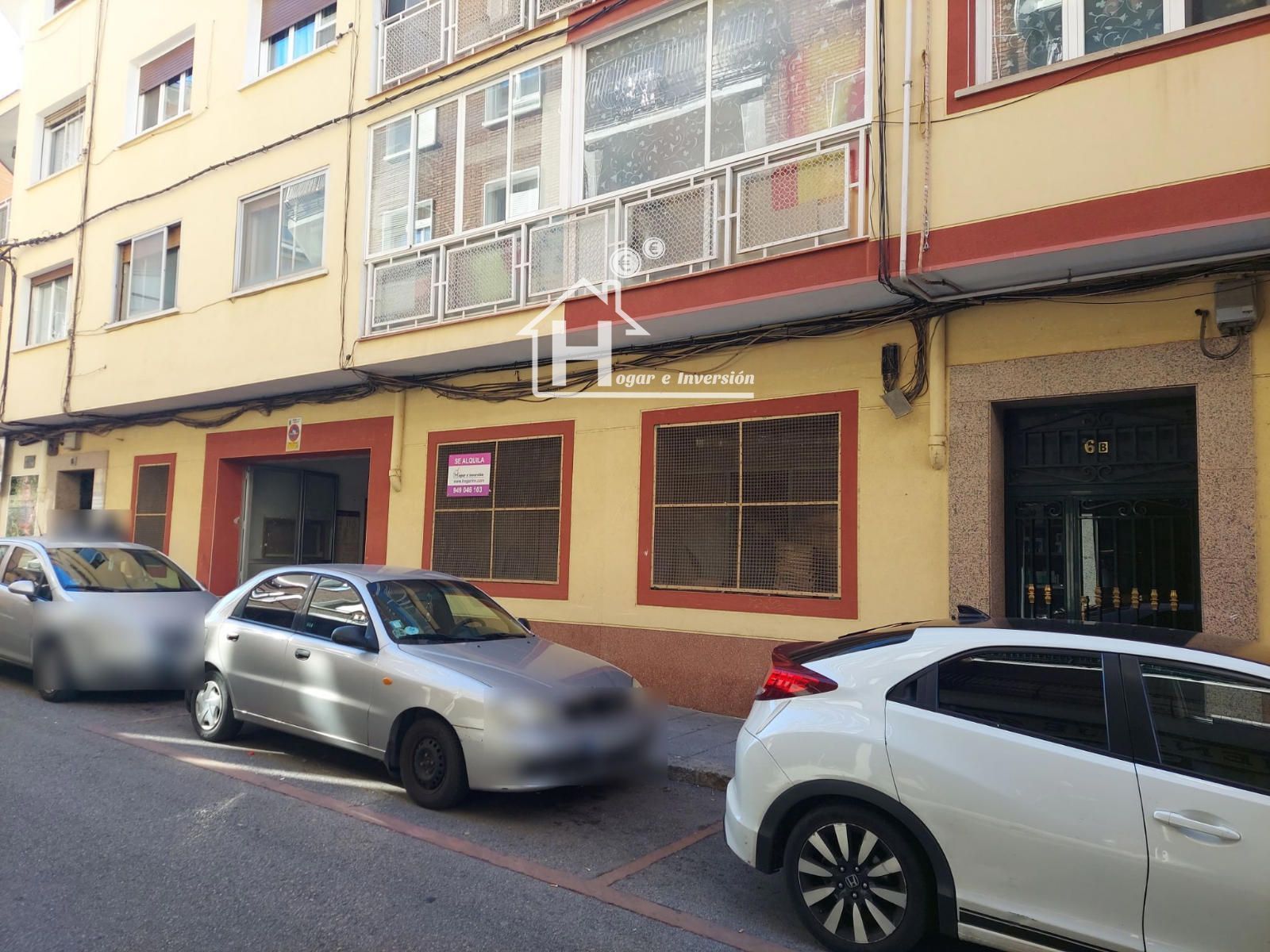 Local de grandes dimensiones en Dr Fleming - Foto 1