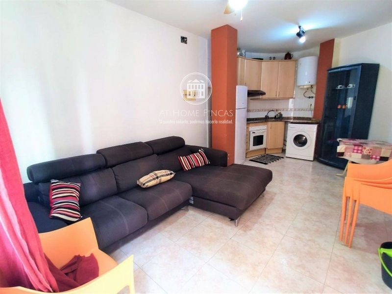 Piso en venta Torredembarra, Tarragona. Ref: 2214. At Home Fincas