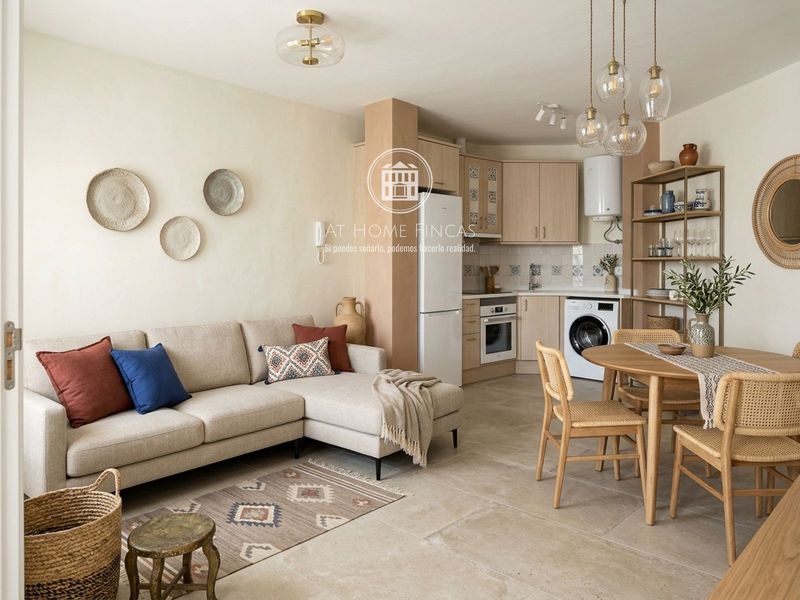 Piso en venta Torredembarra, Tarragona. Ref: 2214. At Home Fincas