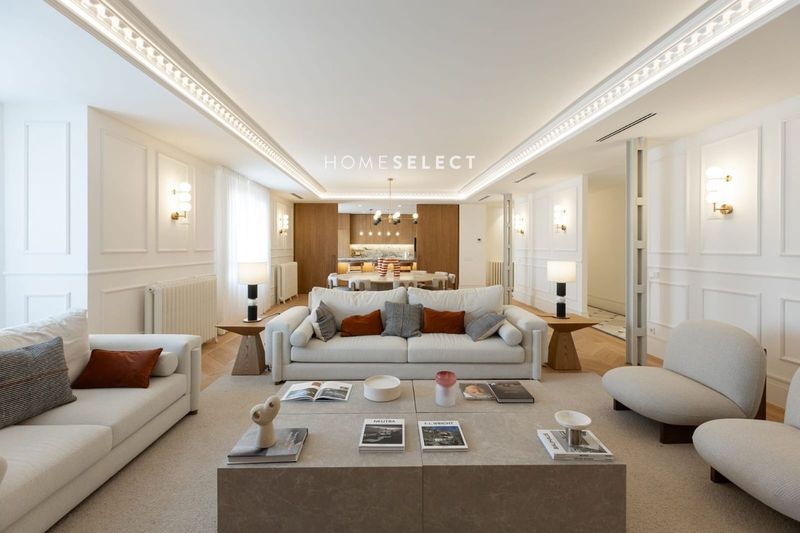 Piso en venta Madrid. Ref: 1212. Home Select