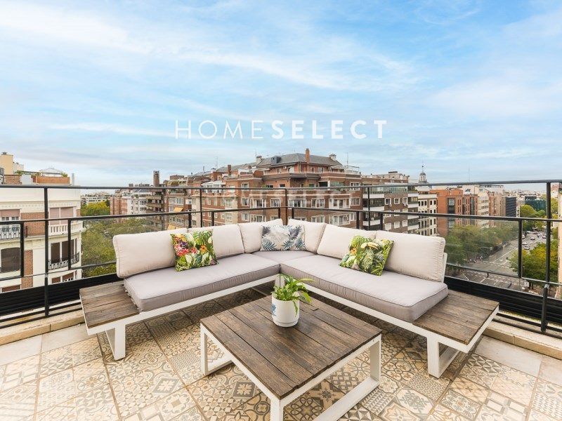 Ático en alquiler Madrid. Ref: 1713. Home Select