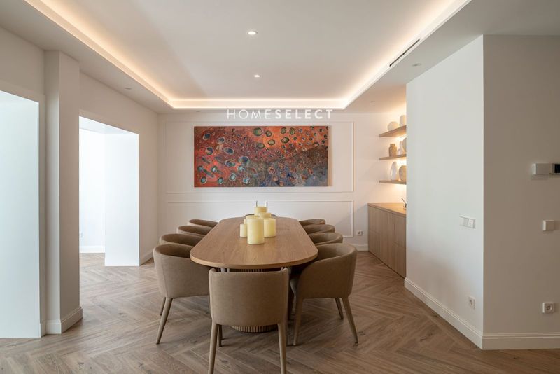 Flat for sale Madrid. Ref: 4026. Home Select