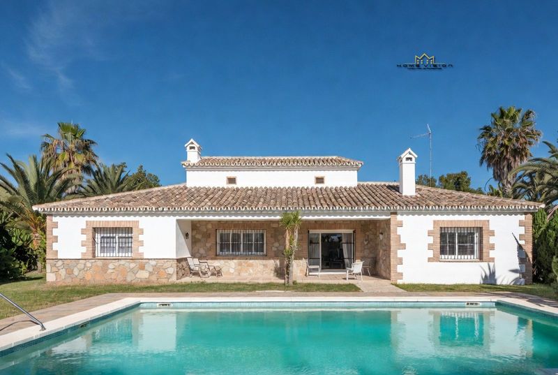 Chalet Independiente en venta Jerez De La Frontera, Cádiz. Ref: 1279. HOME VISION