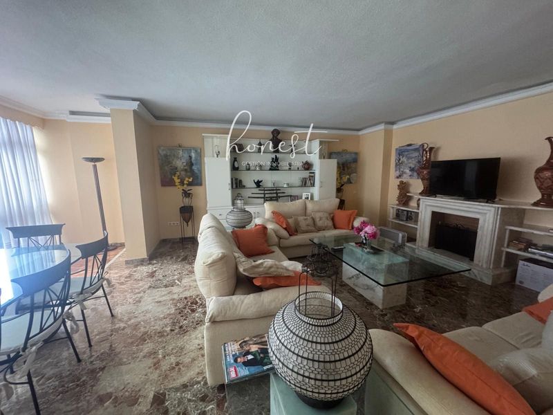 Piso en venta Torremolinos, Málaga. Ref: 1010. Honest