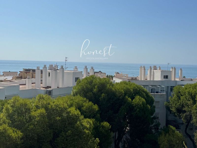 Ático en venta Torremolinos, Málaga. Ref: 1024. Honest