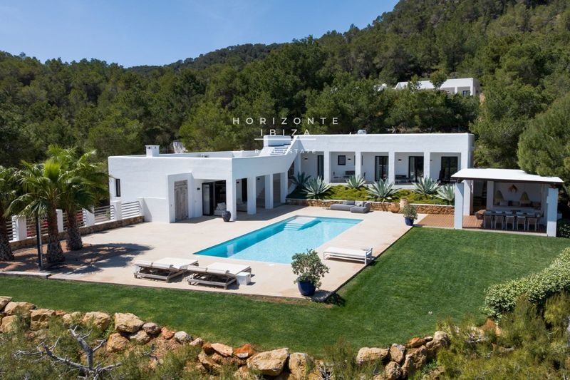 Casa en venta Sant Josep De Sa Talaia, Baleares. Ref: 1092. HORIZONTE IBIZA REAL ESTATE