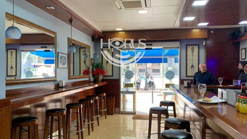 Local de Hostelería en traspaso Barcelona. Ref: 1021. Horus Solutions