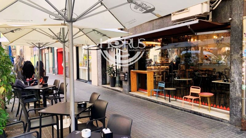 Local de Hostelería en traspaso Barcelona. Ref: 1030. Horus Solutions