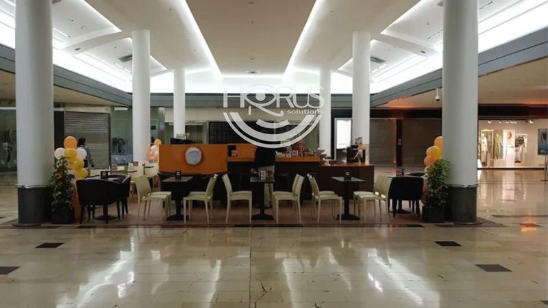 Local de Hostelería en traspaso Barcelona. Ref: 1073. Horus Solutions