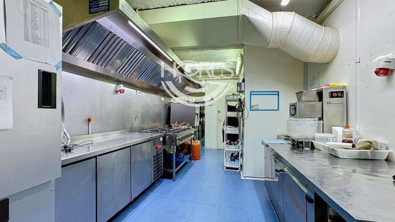 Local de Hostelería en traspaso Barcelona. Ref: 1078. Horus Solutions