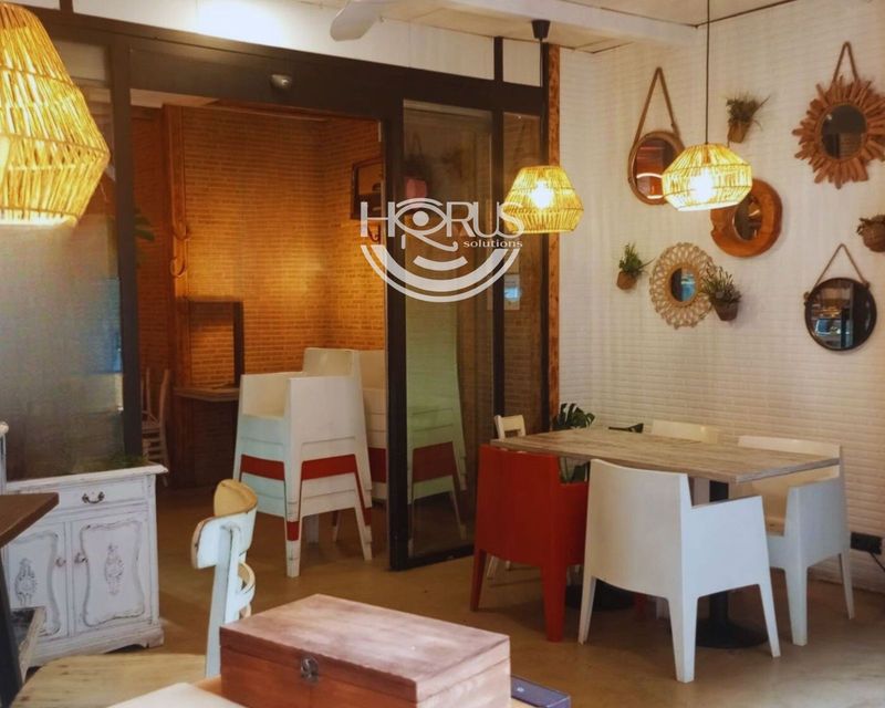 Local de Hostelería en traspaso Barcelona. Ref: 1083. Horus Solutions