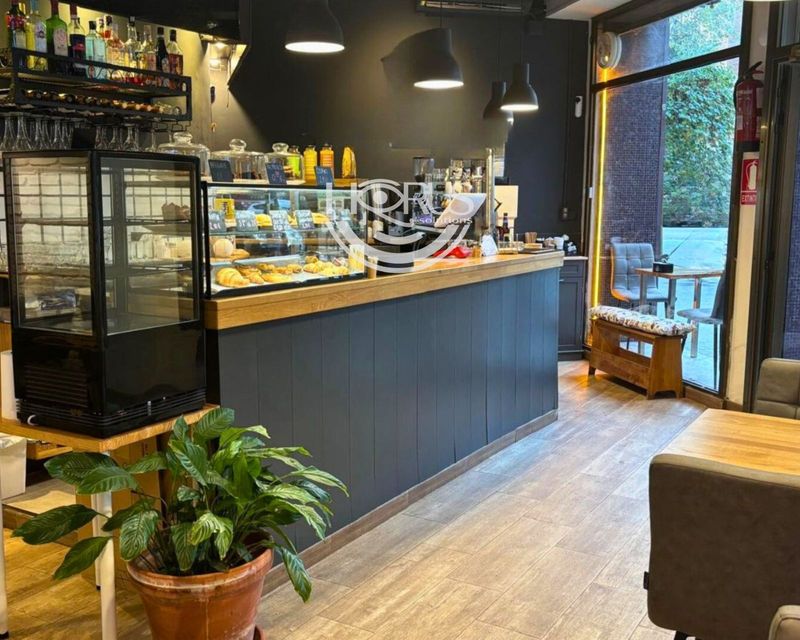 Local de Hostelería en traspaso Barcelona. Ref: 1158. Horus Solutions