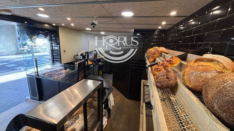 Local de Hostelería en traspaso Barcelona. Ref: 1162. Horus Solutions