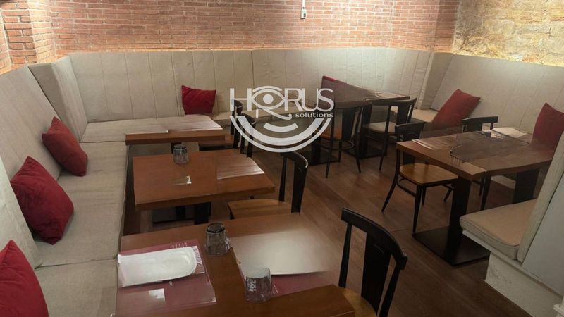 Local de Hostelería en traspaso Barcelona. Ref: 1165. Horus Solutions