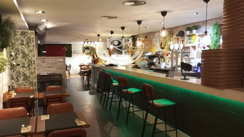 Local de Hostelería en traspaso Barcelona. Ref: 1172. Horus Solutions