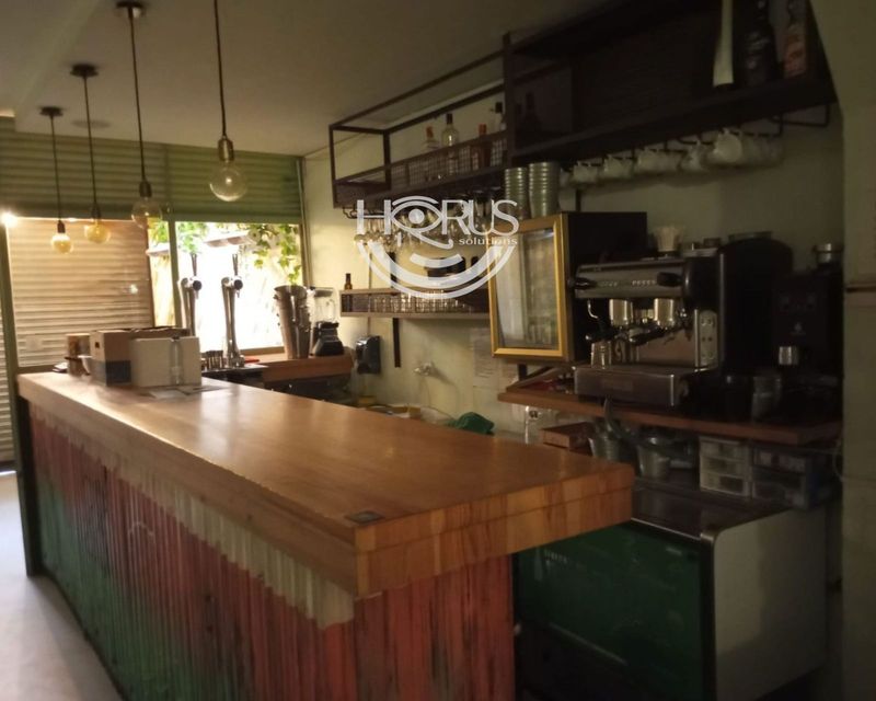 Local de Hostelería en traspaso Barcelona. Ref: 1186. Horus Solutions