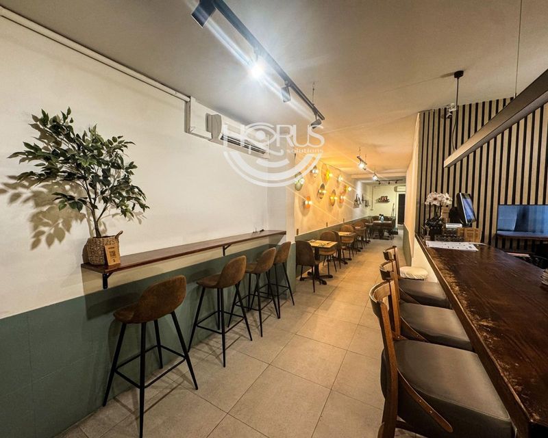 Local de Hostelería en traspaso Barcelona. Ref: 1221. Horus Solutions