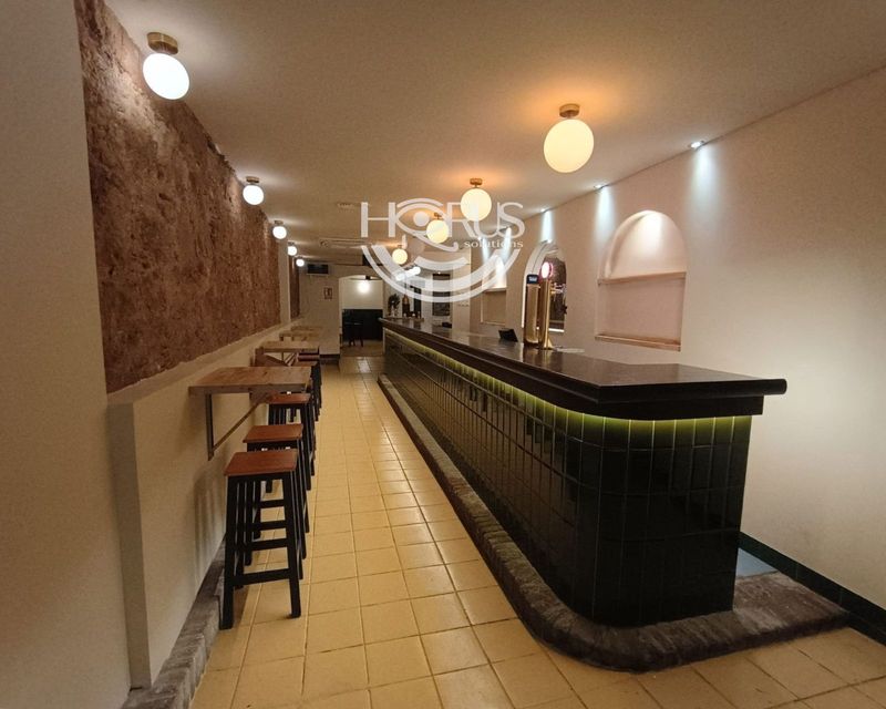 Local de Hostelería en traspaso Barcelona. Ref: 1245. Horus Solutions