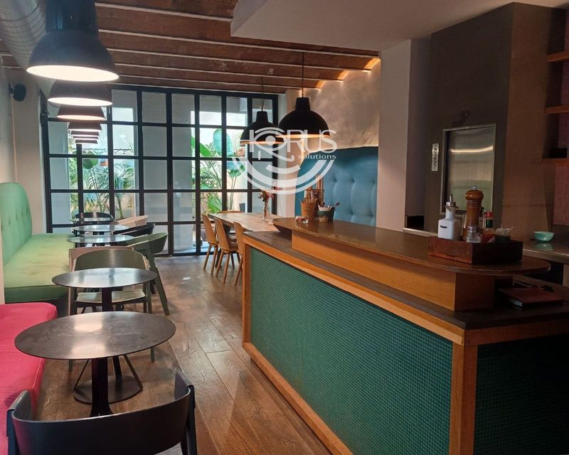 Local de Hostelería en traspaso Barcelona. Ref: 1246. Horus Solutions