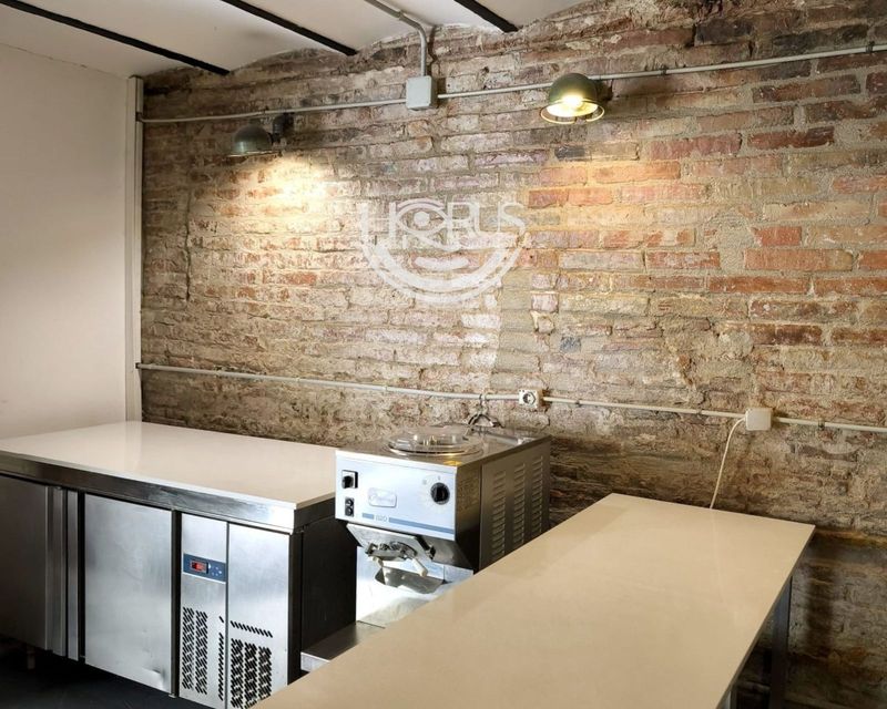 Local de Hostelería en traspaso Barcelona. Ref: 1369. Horus Solutions
