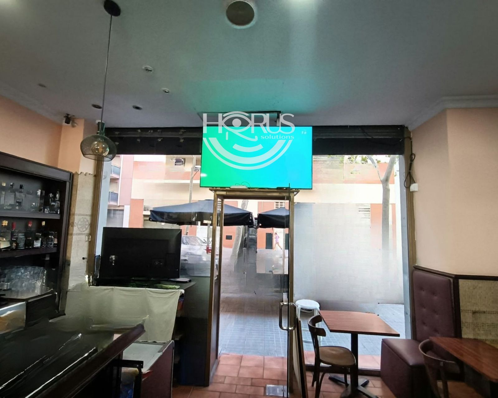 BAR-CAFETERÍA EN SANT MARTÍ: TERRAZA, CLIENTELA Y OPERATIVA EN PLENO RENDIMIENTO - Foto 6