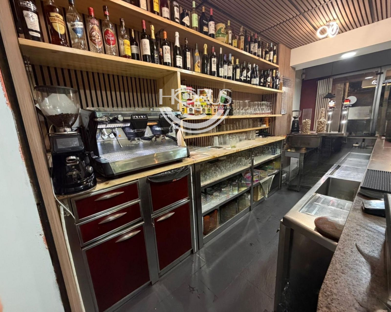 RESTAURANTE-COCTELERÍA CON TERRAZA: UN FORMATO PREPARADO PARA FACTURAR DESDE EL PRIMER DÍA - Foto 7