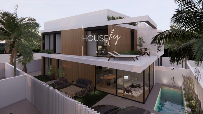 Chalet Independiente en venta Pilar De La Horadada, Alicante. Ref: 1007. Inmo Housefy