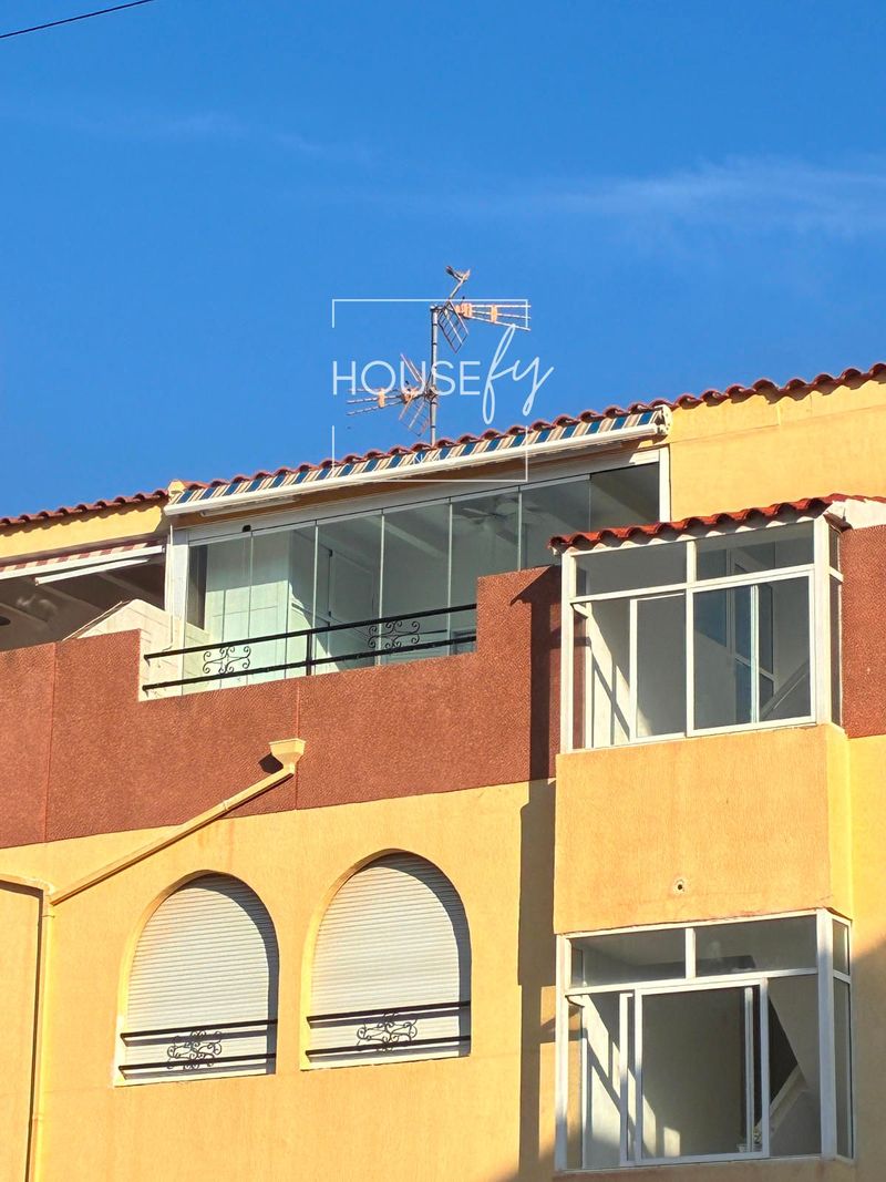 Ático en venta Torrevieja, Alicante. Ref: 1044. Inmo Housefy