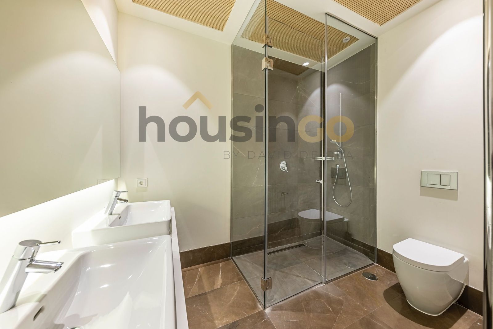 Vivienda - Piso con 8 balcones en alquiler en Calle Jorge Juan