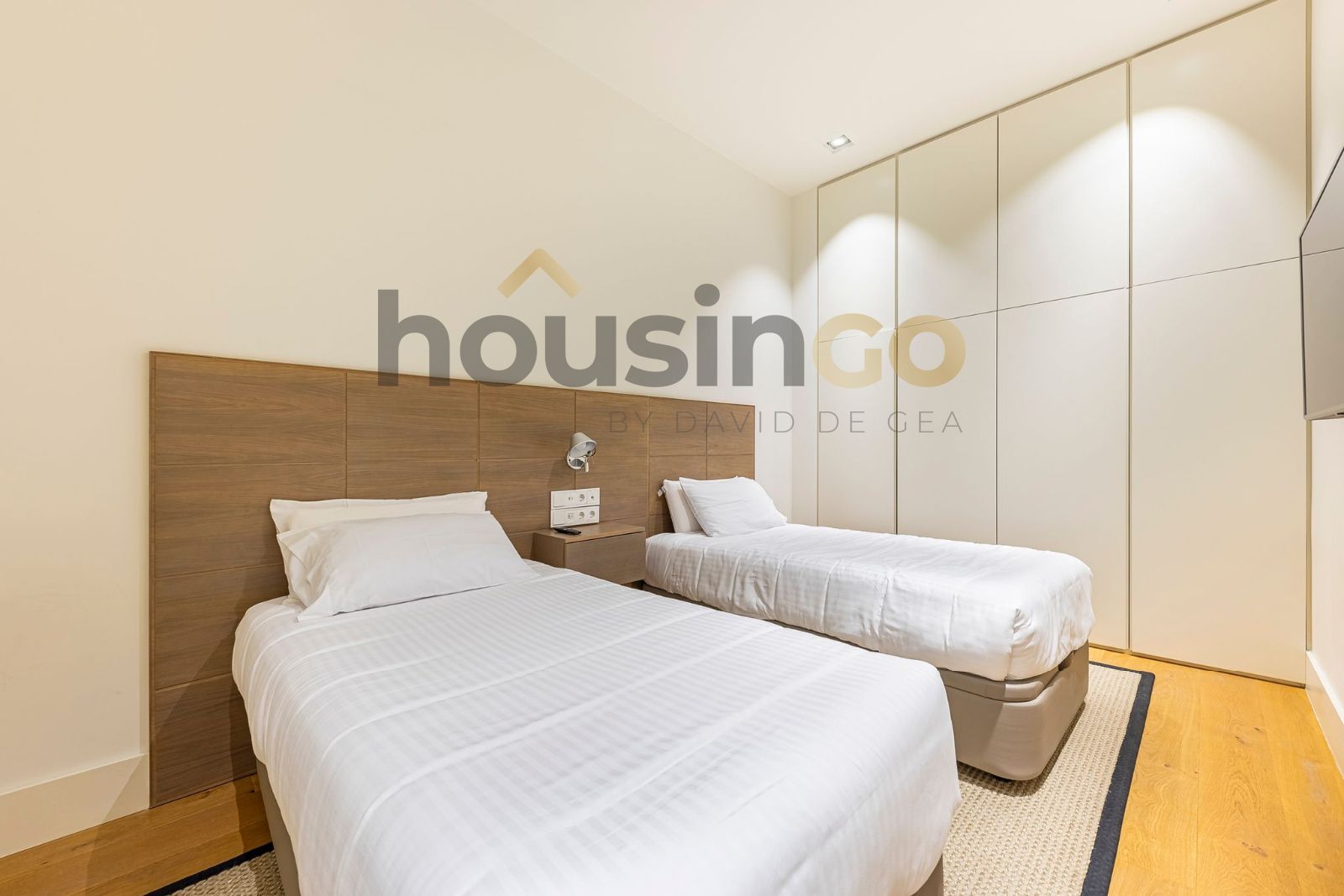 Vivienda - Piso con 8 balcones en alquiler en Calle Jorge Juan