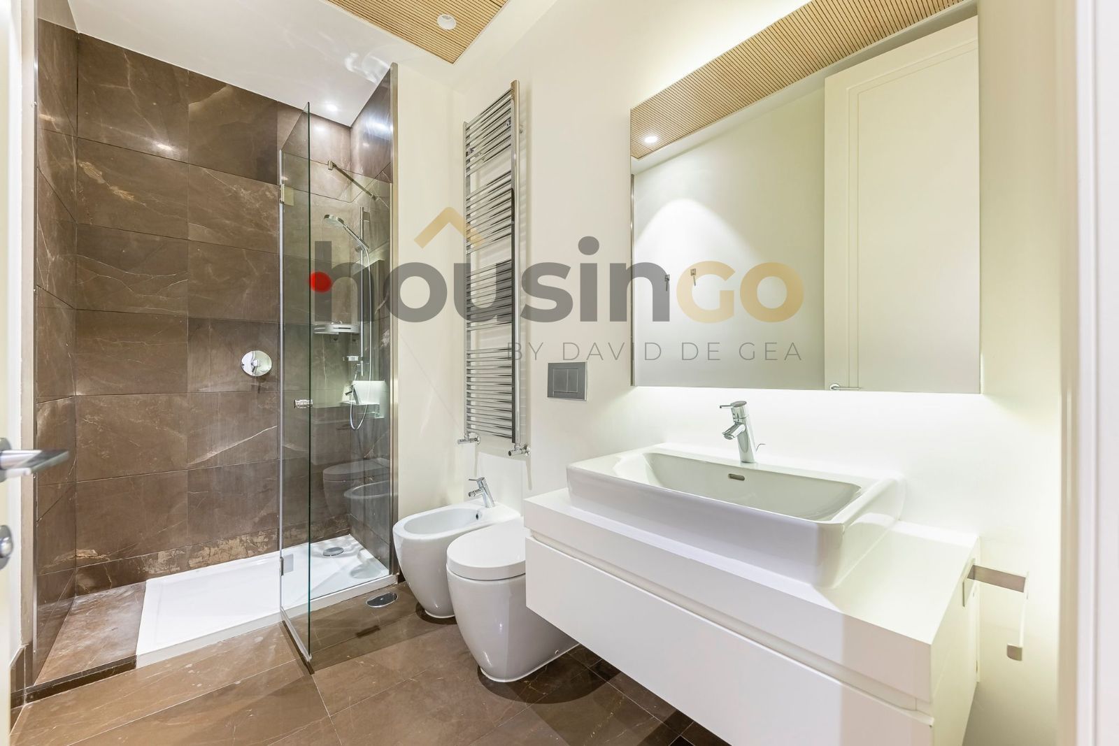 Vivienda - Piso con 8 balcones en alquiler en Calle Jorge Juan