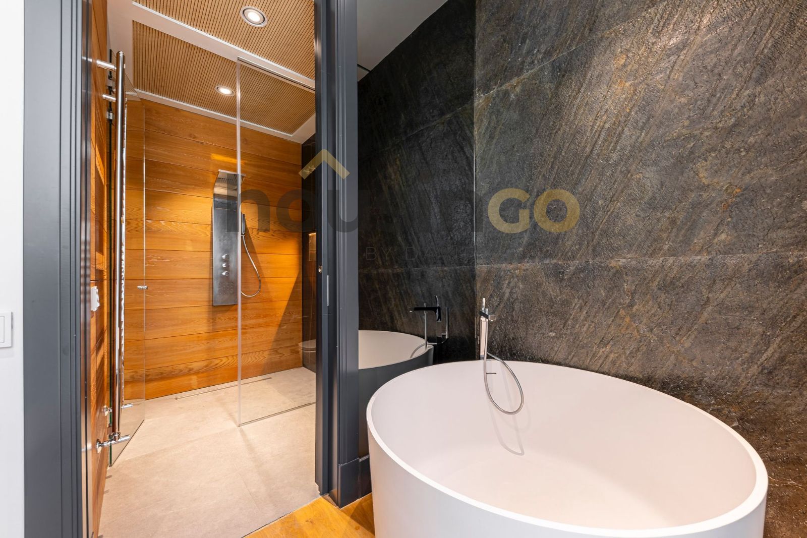 Vivienda - Piso con 8 balcones en alquiler en Calle Jorge Juan