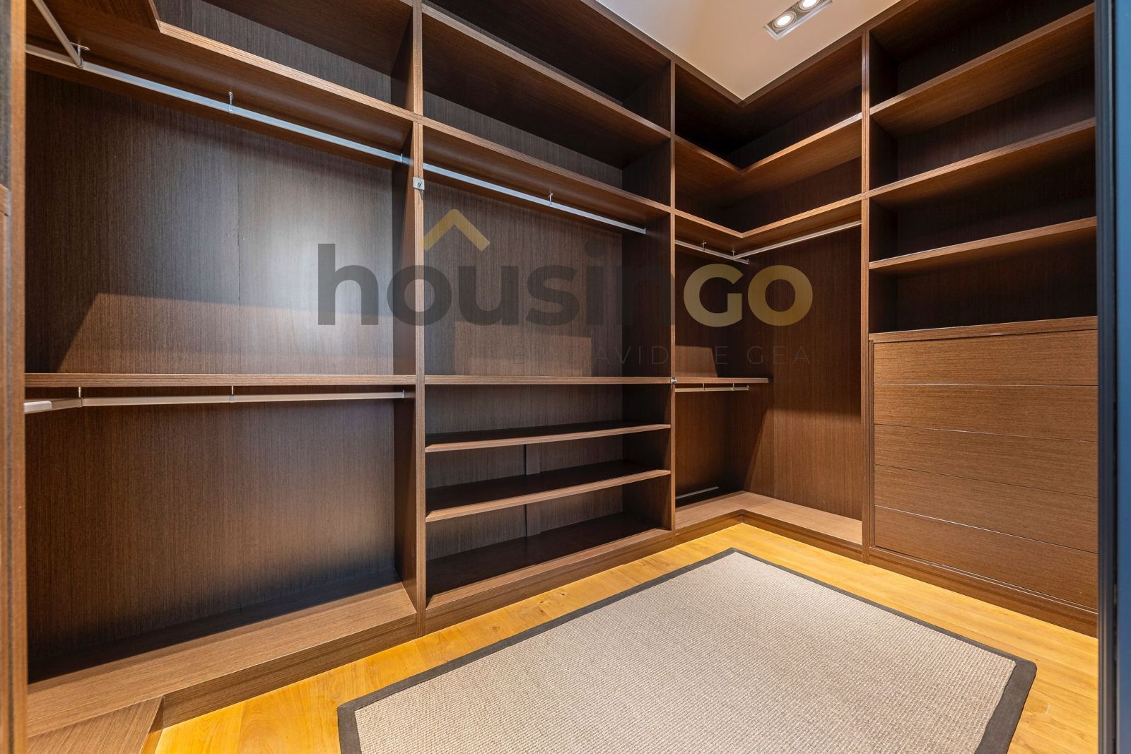 Vivienda - Piso con 8 balcones en alquiler en Calle Jorge Juan