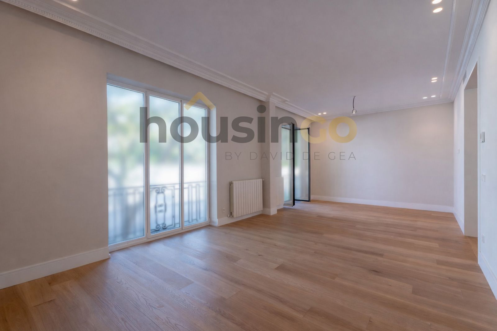 Flat for sale Madrid. Ref: 6162. HousinGo