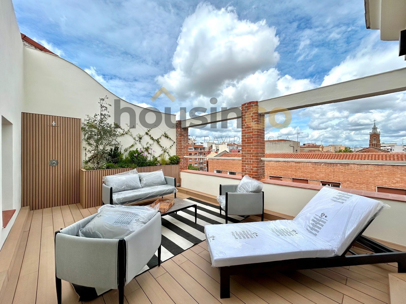 Ático en venta Madrid. Ref: 7092. HousinGo