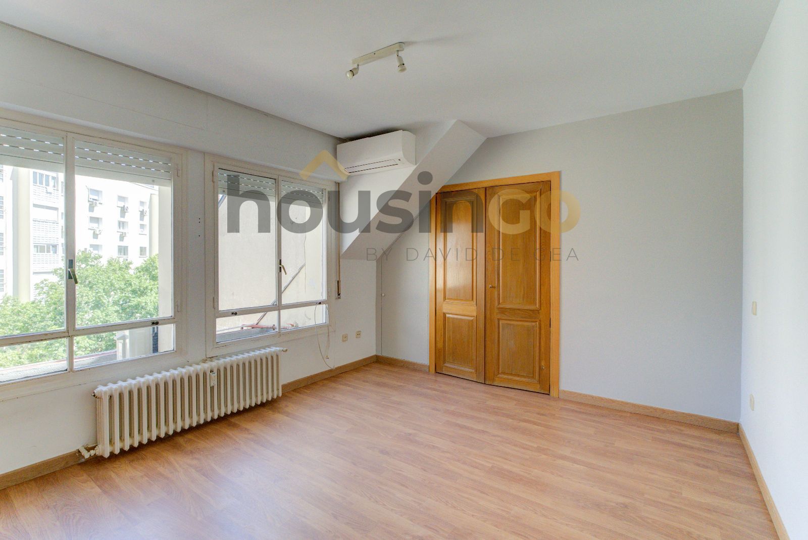 Vivienda - Ático en alquiler en Avenida de Concha Espina