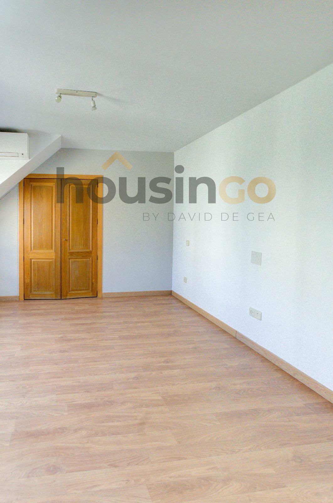 Vivienda - Ático en alquiler en Avenida de Concha Espina