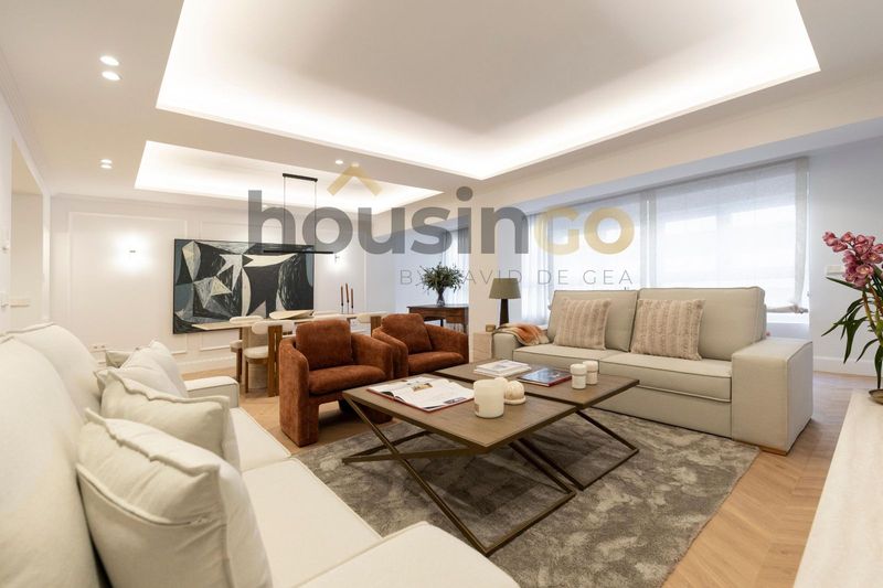 4-bed apartment with lift in Castelló, Salamanca
