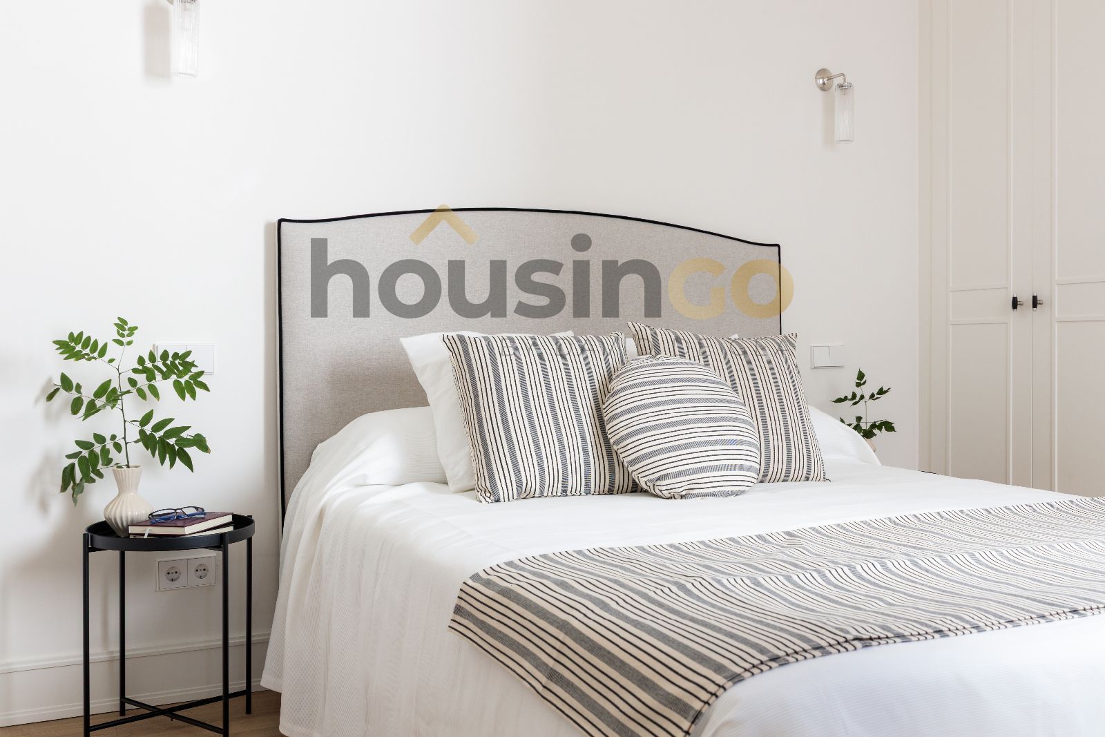 Vivienda - Ático en alquiler en Calle  Luchana