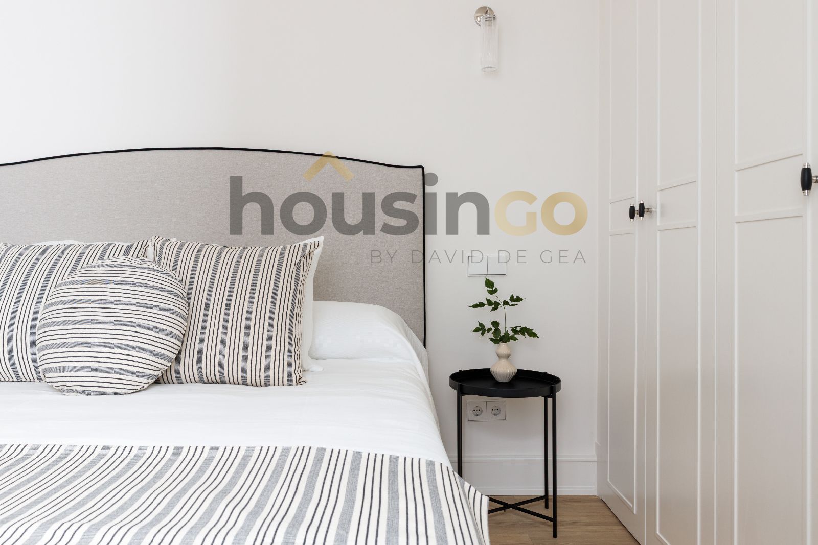 Vivienda - Ático en alquiler en Calle  Luchana