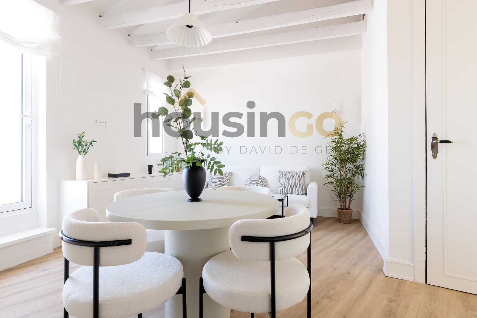 Vivienda - Ático en alquiler en Calle  Luchana