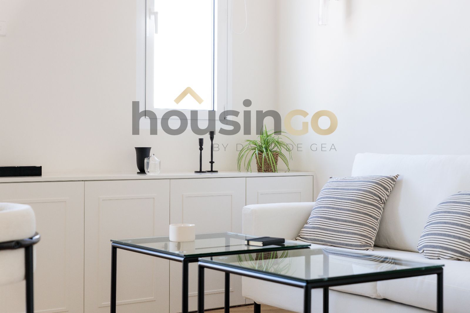 Vivienda - Ático en alquiler en Calle  Luchana