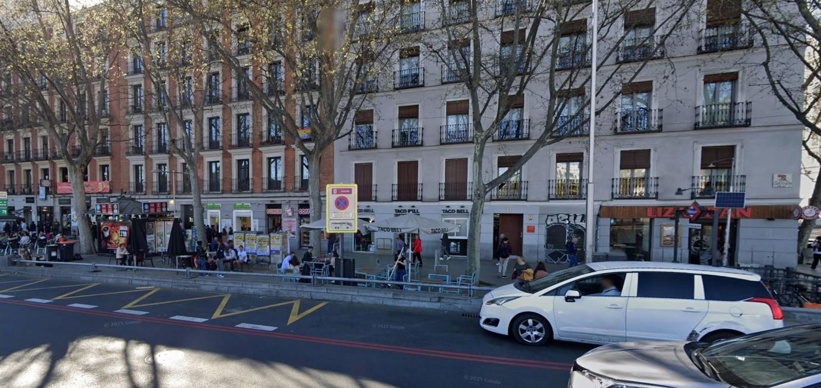 Local Comercial en alquiler y traspaso Madrid. Ref: 2062. h-plus SERVICIOS INMOBILIARIOS