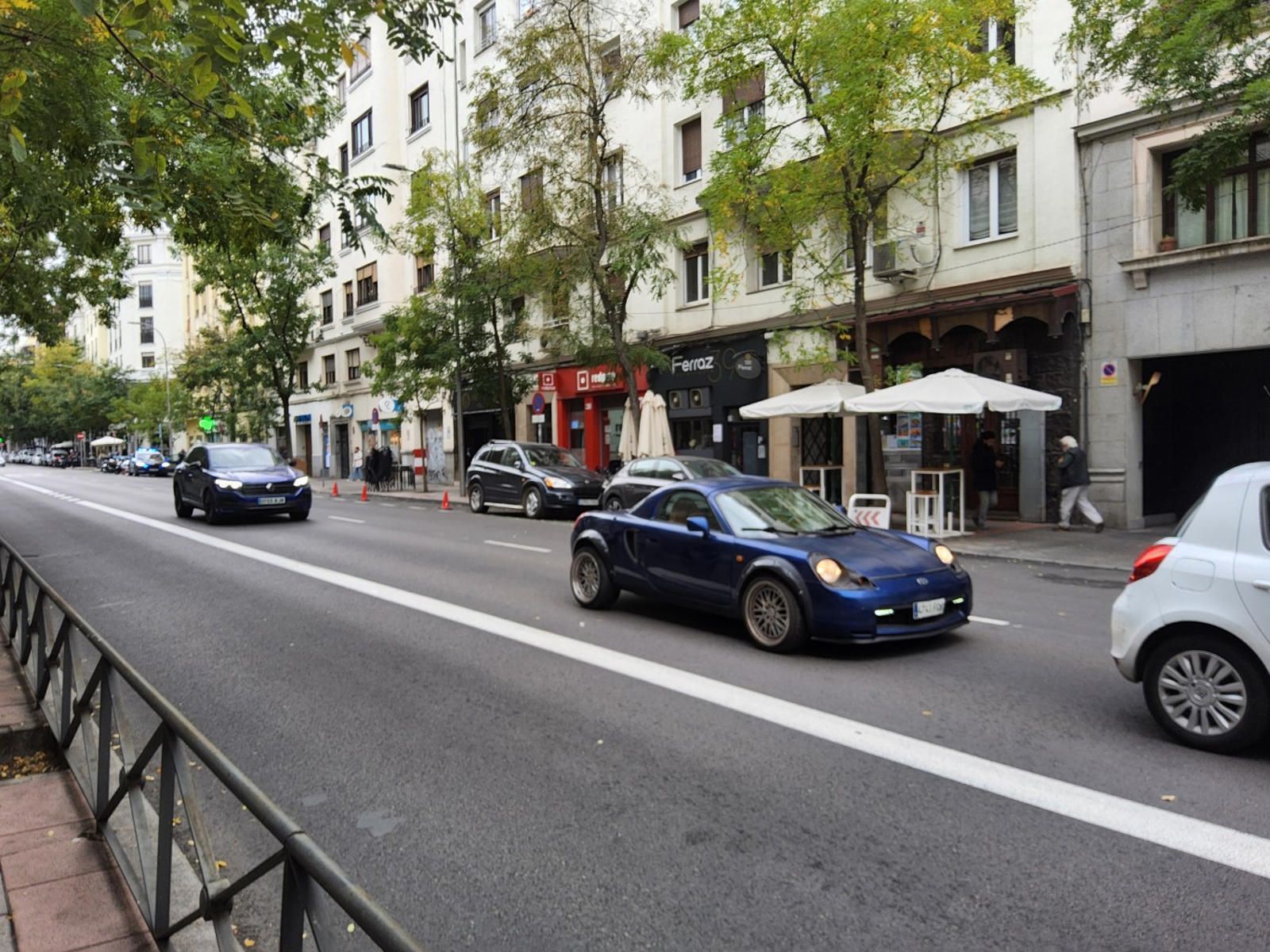 Local Comercial en alquiler Madrid. Ref: 2068. h-plus SERVICIOS INMOBILIARIOS