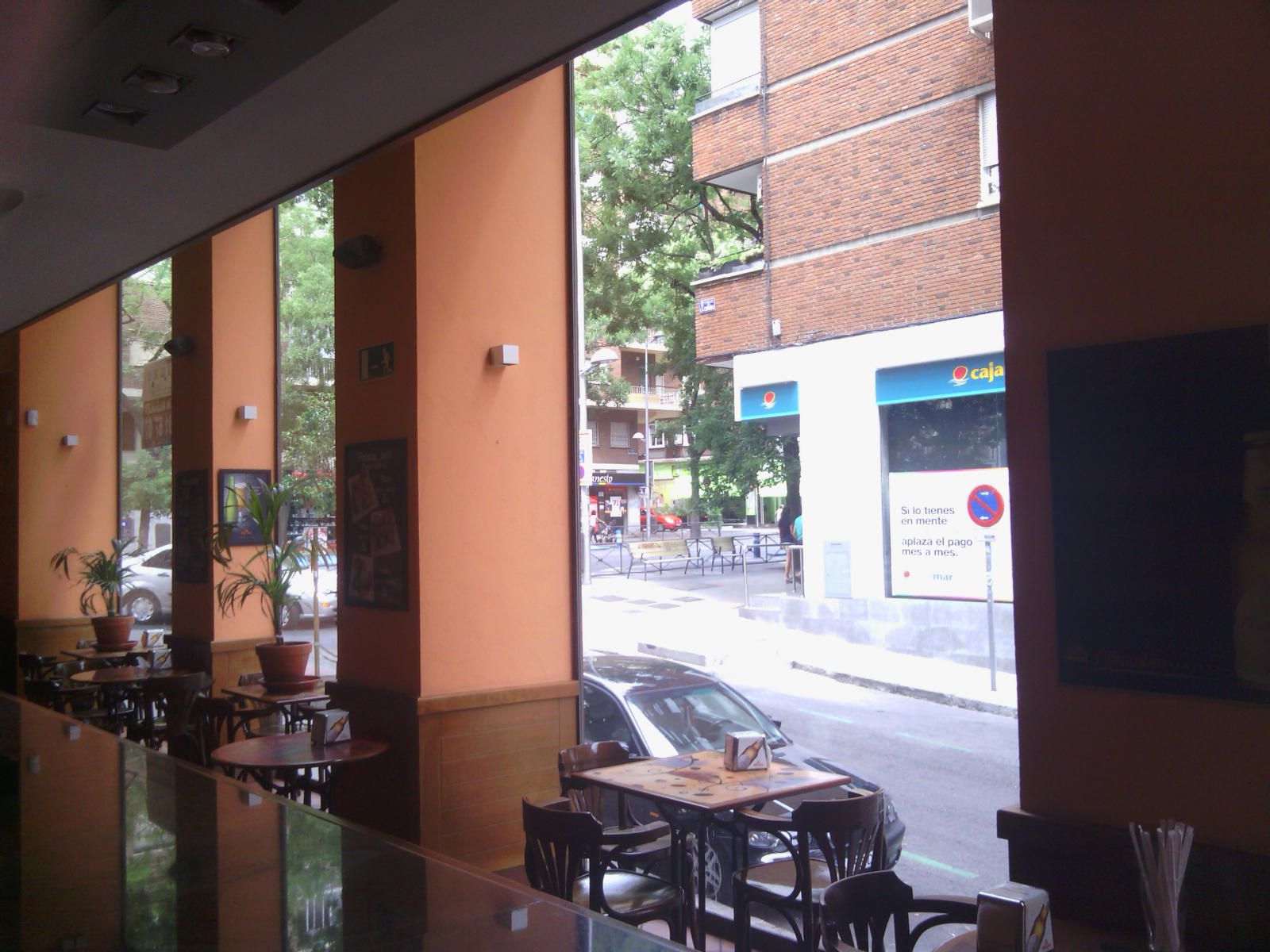 Local Comercial en venta Madrid. Ref: 2112. h-plus SERVICIOS INMOBILIARIOS