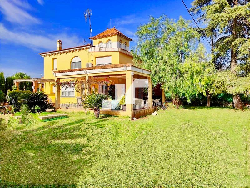 Chalet Independiente en venta Vilareal, Castellón. Ref: 95254561. HusDrommer