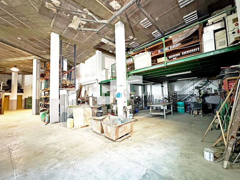 Local Comercial en venta Vilareal, Castellón. Ref: 95254768. HusDrommer