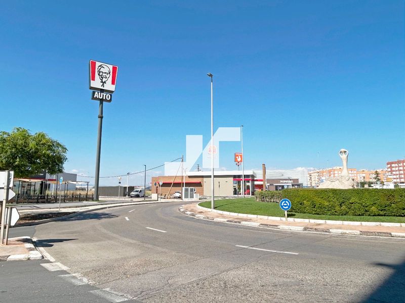 Local Comercial en lloguer Vilareal, Castellón. Ref: 95254874. HusDrommer