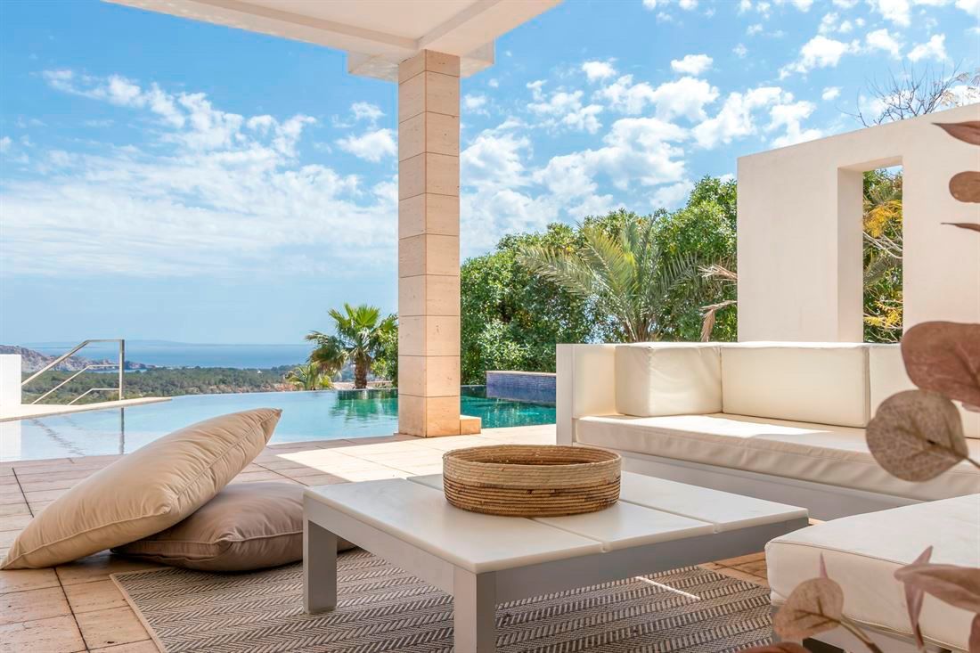 House in San Agustin des Vedra - view 1