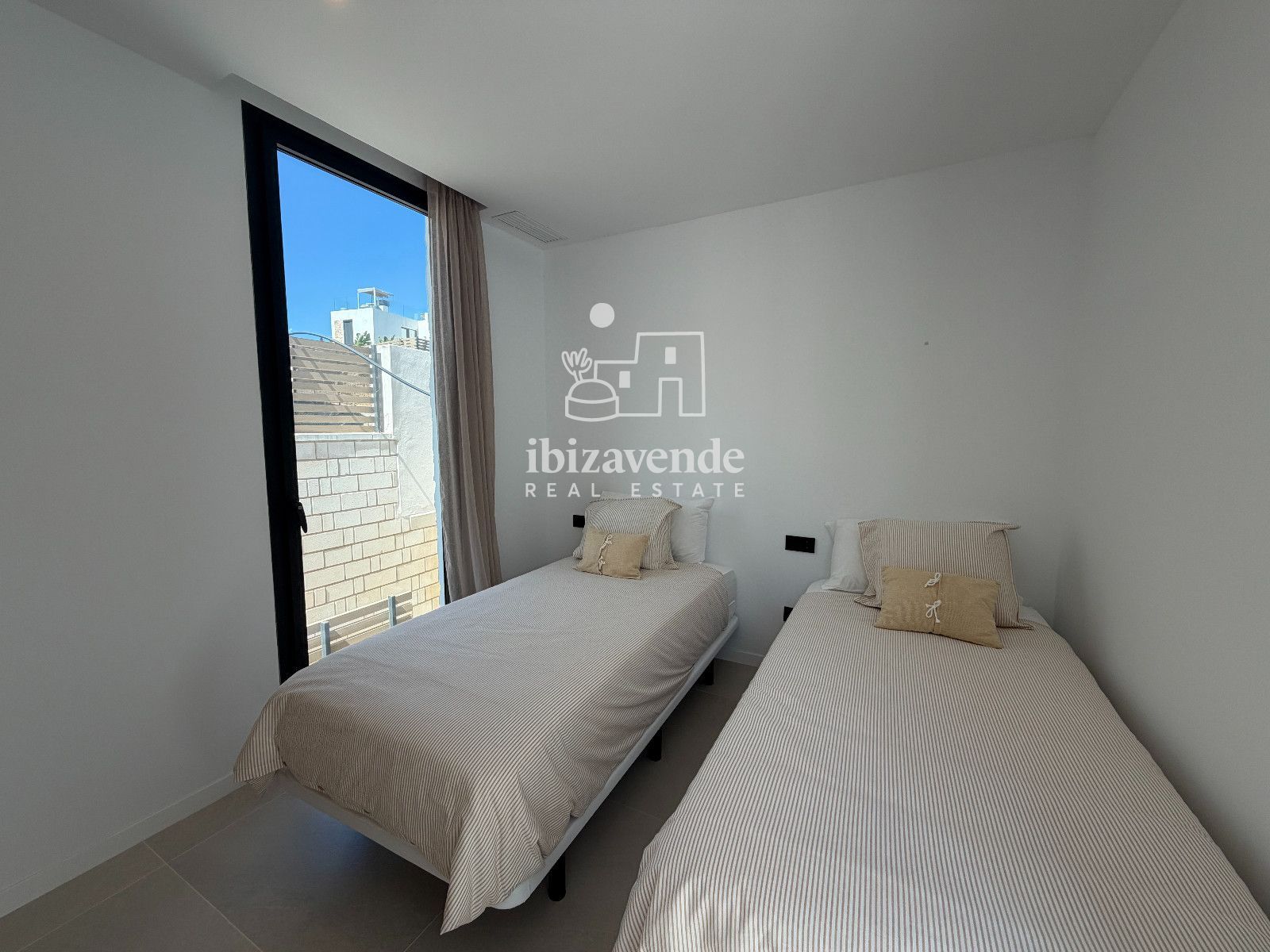 Mobilia Inmueble Image